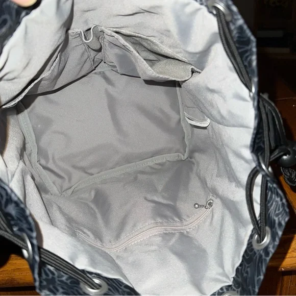 Baggallini Drawstring Bucket Crossbody Bag in Midnight Blossom - Picture 5 of 8